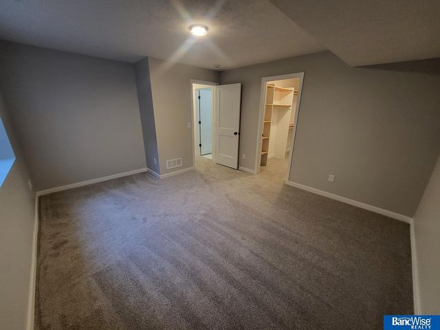 410 Lou Drive, Hallam, NE 68368