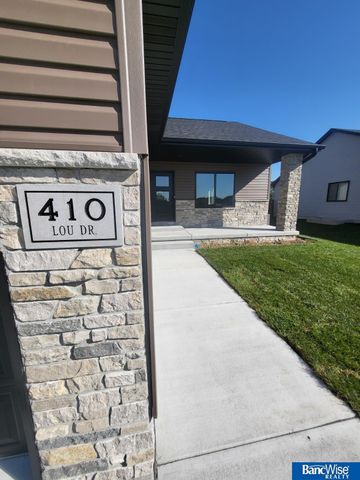 410 Lou Drive, Hallam, NE 68368