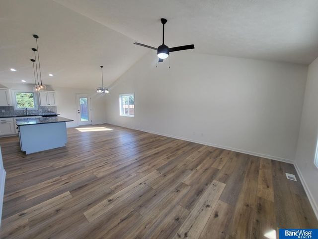 410 Lou Drive, Hallam, NE 68368