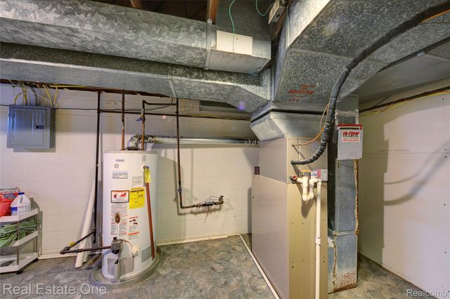 2293 Nichols Avenue, Grand Blanc Charter Township, MI 48507