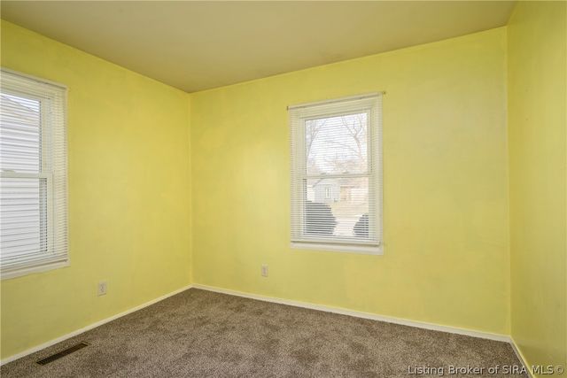 821 Holly Drive, Jeffersonville, IN 47130