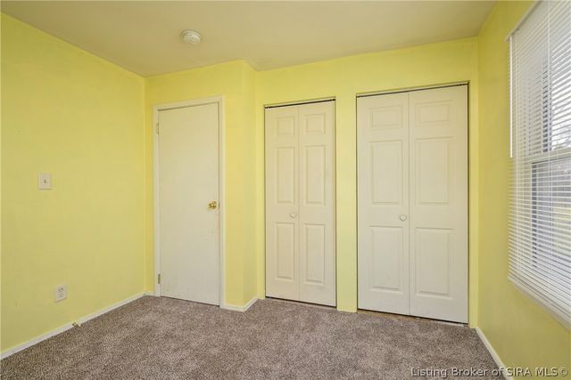 821 Holly Drive, Jeffersonville, IN 47130