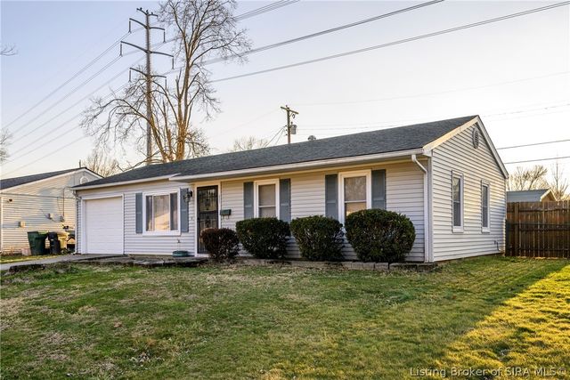 821 Holly Drive, Jeffersonville, IN 47130