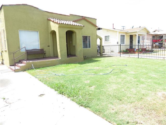 1438 W 95th Street W, Los Angeles, CA 90047