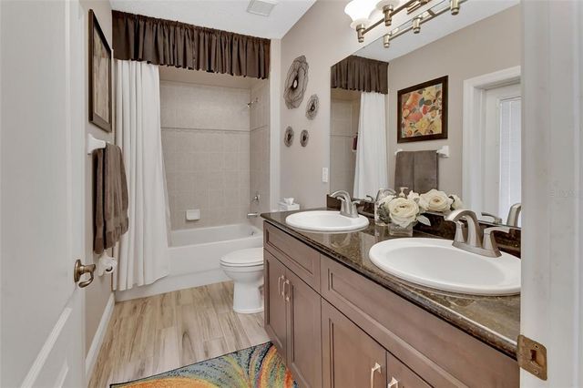 1545 COVERED BRIDGE DRIVE, Deland, FL 32724