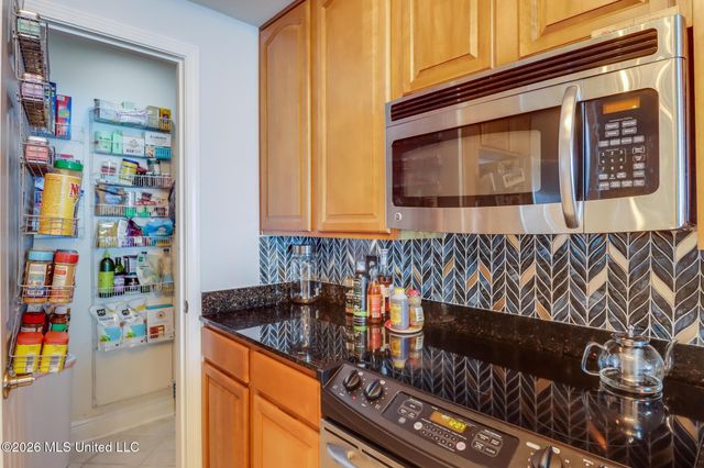 2668 Beach Boulevard, 1505, Biloxi, MS 39531