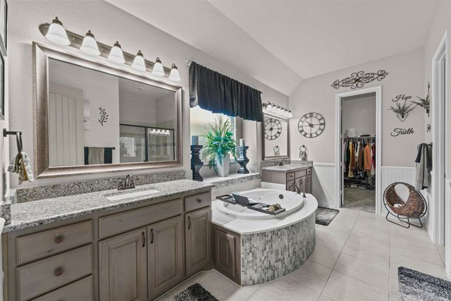 1568 Retreat Road, Waxahachie, TX 75165