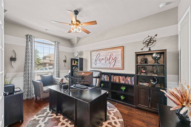 1568 Retreat Road, Waxahachie, TX 75165