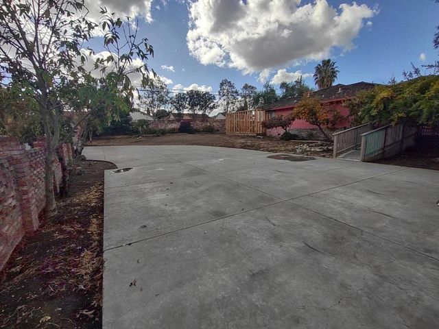 1670 Hillcrest Road, Hollister, CA 95023