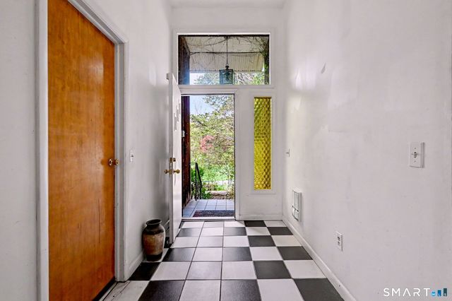 34 Farm Hill Road, Ridgefield, CT 06877