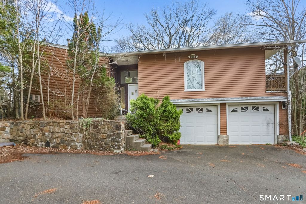 34 Farm Hill Road, Ridgefield, CT 06877