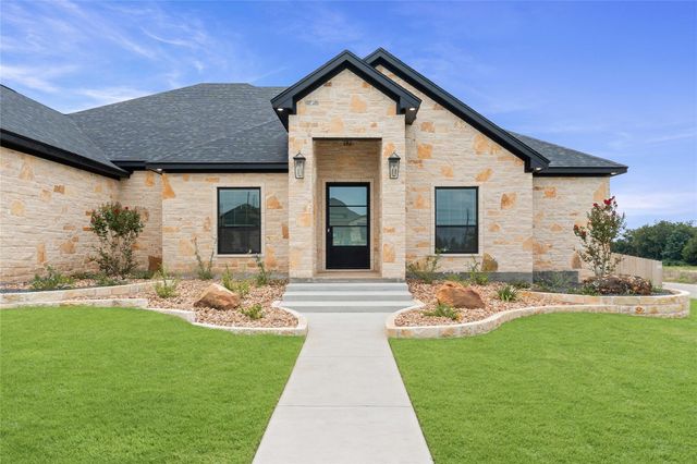 302 Rodeo RD, Salado, TX 76571
