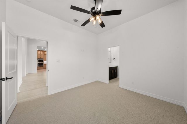302 Rodeo RD, Salado, TX 76571
