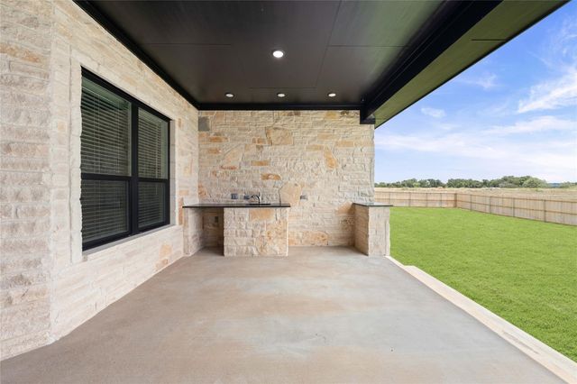 302 Rodeo RD, Salado, TX 76571