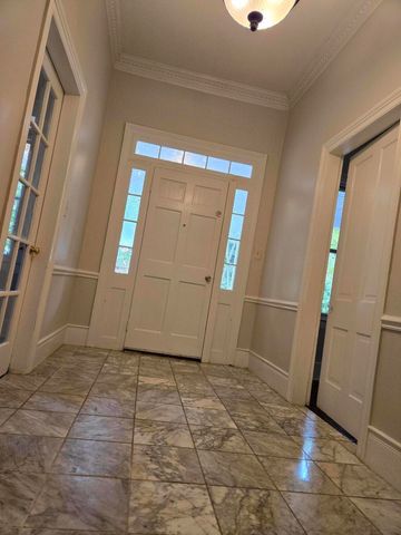 829 W 1st N Street, Summerville, SC 29483