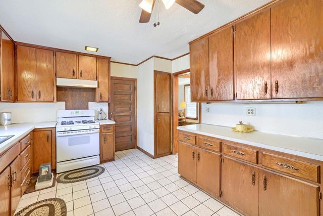3304 Grand Avenue S, Minneapolis, MN 55408