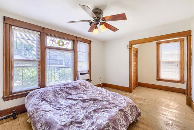 3304 Grand Avenue S, Minneapolis, MN 55408
