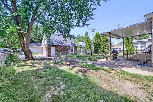 3304 Grand Avenue S, Minneapolis, MN 55408