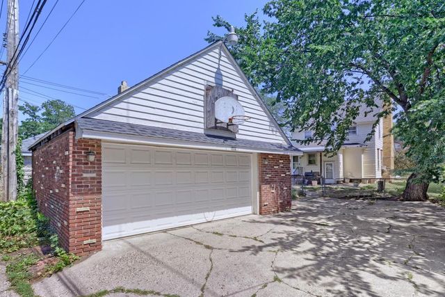 3304 Grand Avenue S, Minneapolis, MN 55408