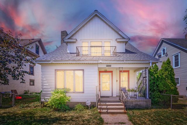 3304 Grand Avenue S, Minneapolis, MN 55408