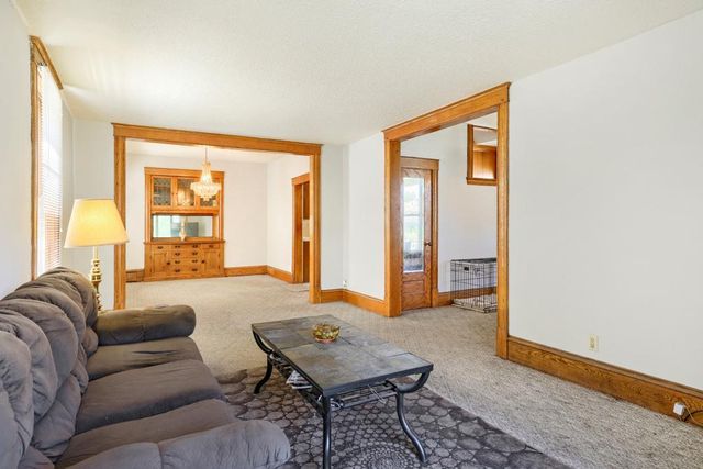 3304 Grand Avenue S, Minneapolis, MN 55408