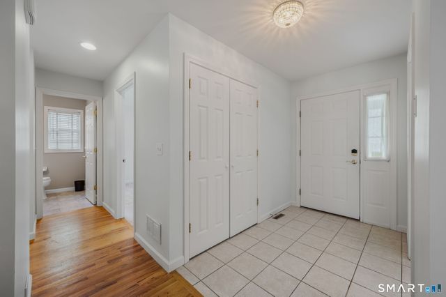 1 Bittersweet Lane 1, East Lyme, CT 06357