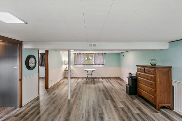 383 PARK Avenue, Wheeling, IL 60090