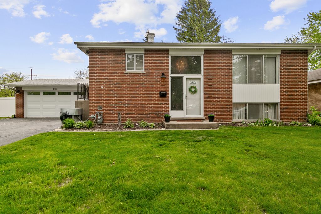 383 PARK Avenue, Wheeling, IL 60090