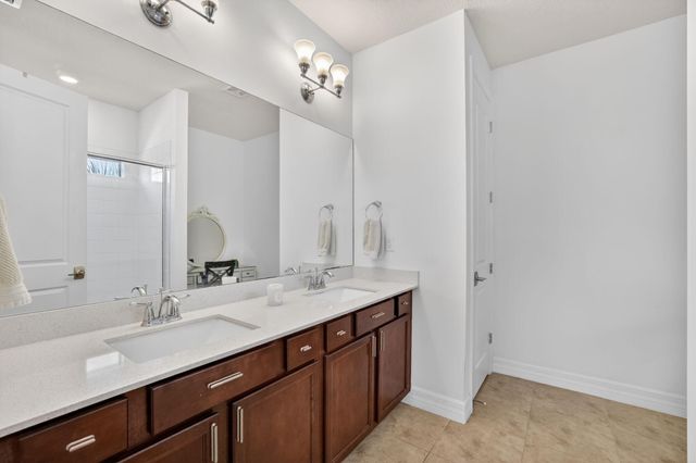 4651 E Pinehurst Trl Trail E, Oakland Park, FL 33309
