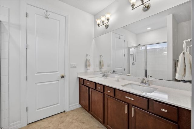 4651 E Pinehurst Trl Trail E, Oakland Park, FL 33309
