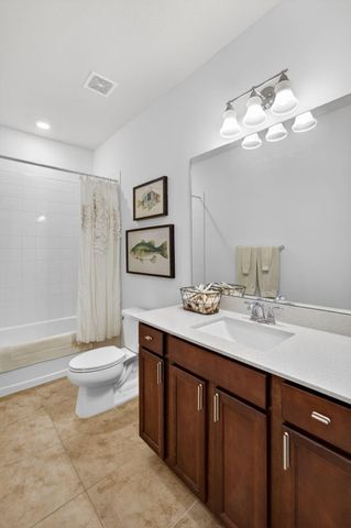 4651 E Pinehurst Trl Trail E, Oakland Park, FL 33309