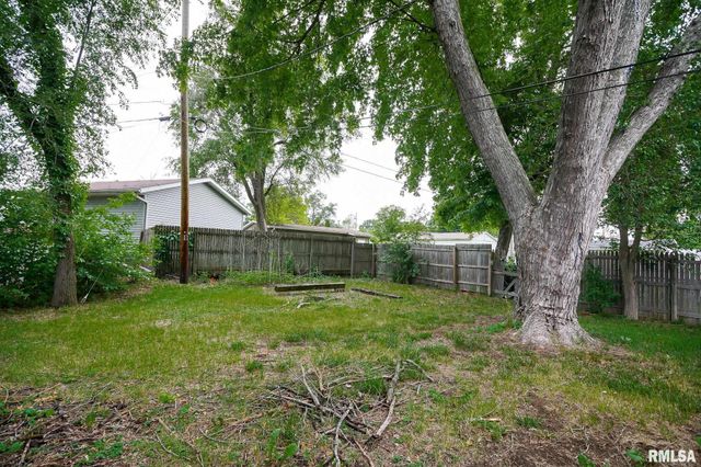 1501 FENLEY Street, Pekin, IL 61554