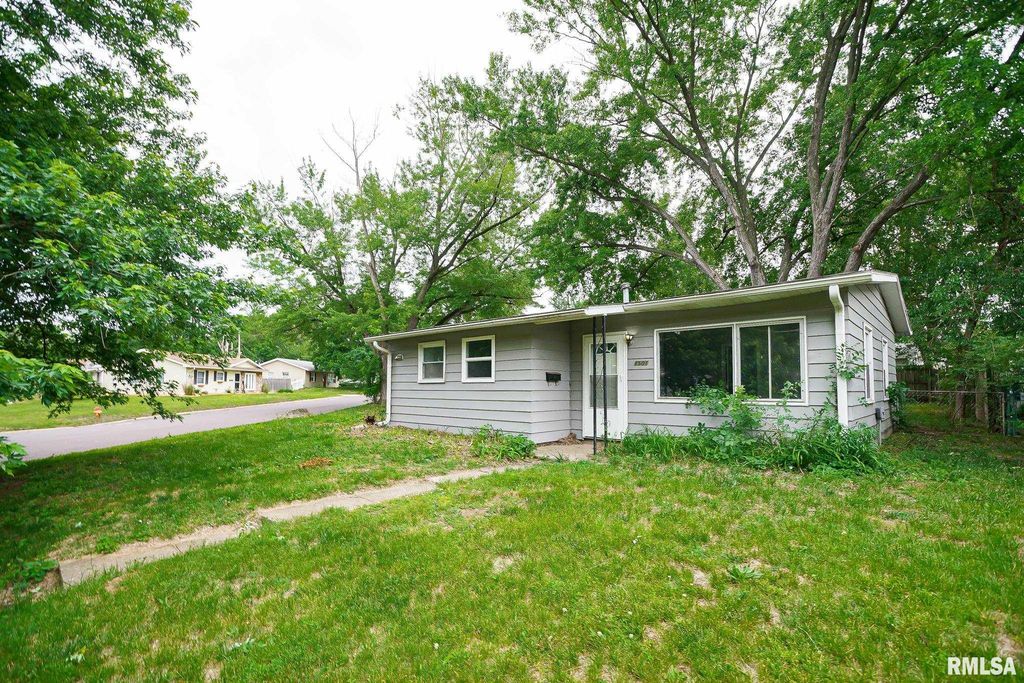 1501 FENLEY Street, Pekin, IL 61554