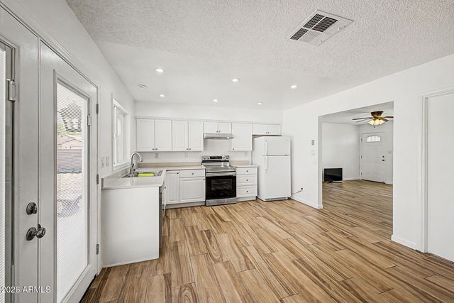 20601 N 33RD Avenue, Phoenix, AZ 85027