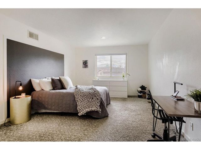 6556 S Adams Ct, Centennial, CO 80121