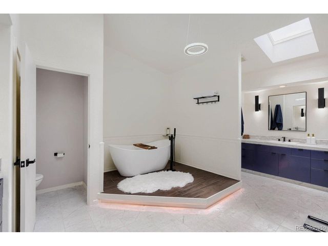 6556 S Adams Ct, Centennial, CO 80121