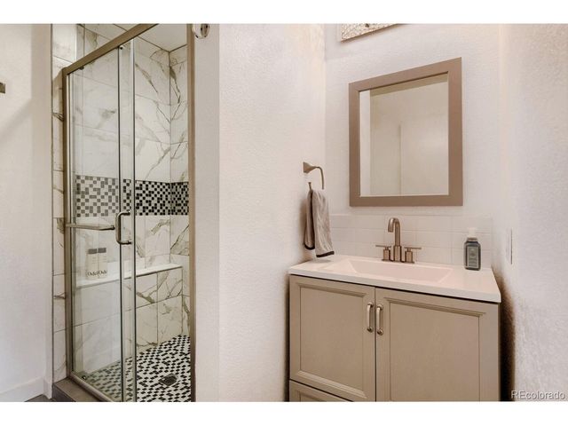 6556 S Adams Ct, Centennial, CO 80121