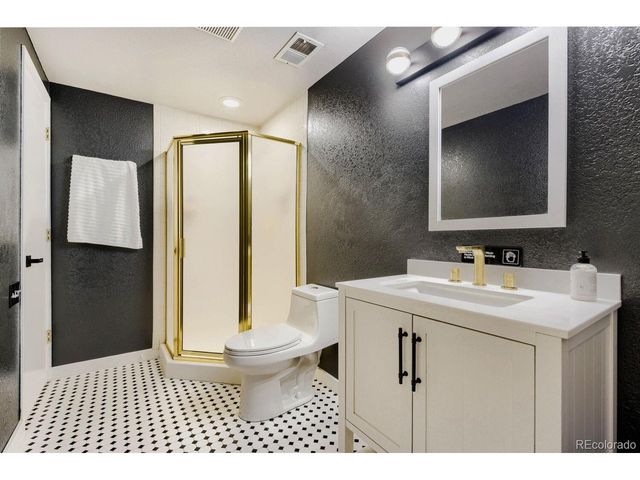 6556 S Adams Ct, Centennial, CO 80121