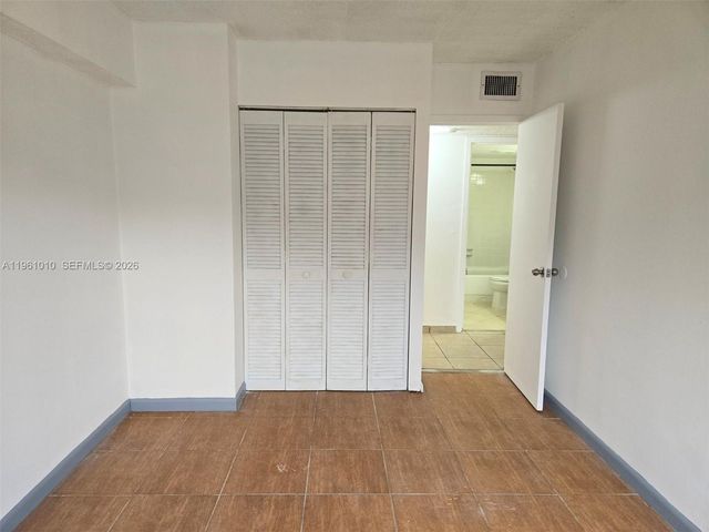 5921 Washington St 124, Hollywood, FL 33023