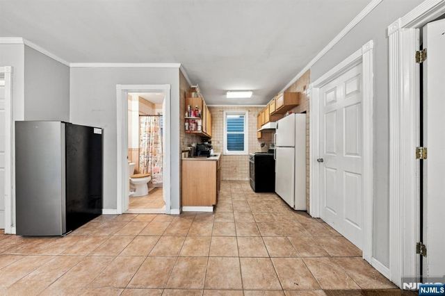 152 Kearny Avenue, Kearny, NJ 07032