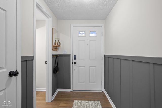 7209 Bay Point Court, Indianapolis, IN 46214