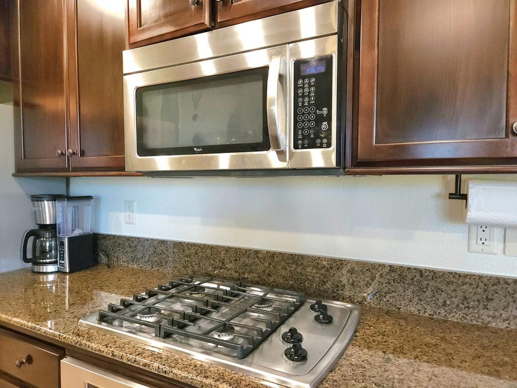 Image 19 of property listing at 5989 E Via San Loppia Drive, Fresno, CA 93727