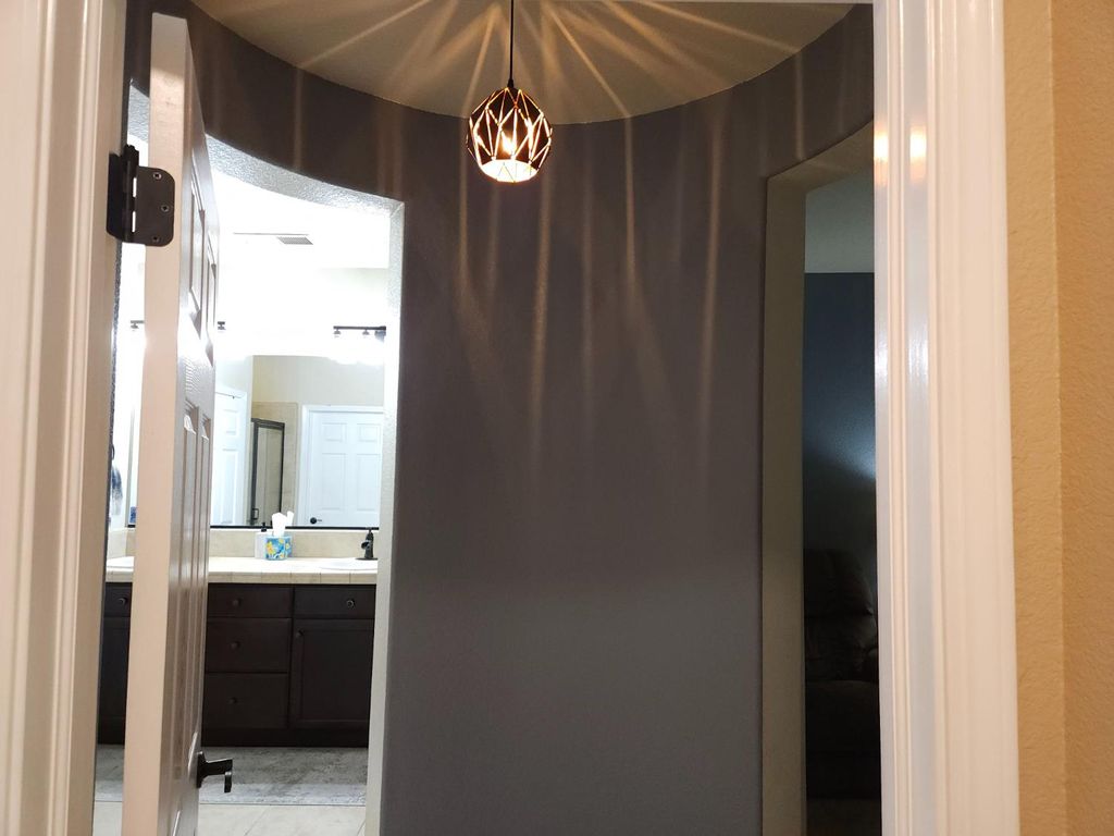 Image 24 of property listing at 5989 E Via San Loppia Drive, Fresno, CA 93727