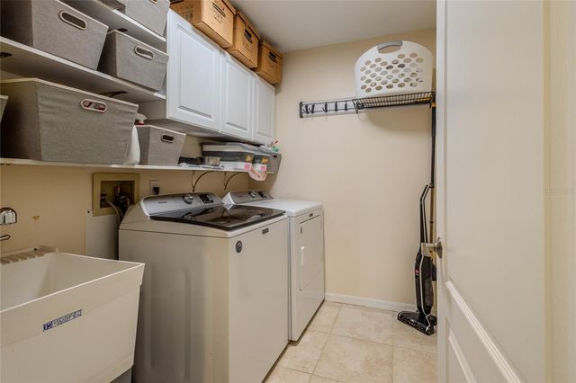 4092 HEARTHSTONE DRIVE, Sarasota, FL 34238