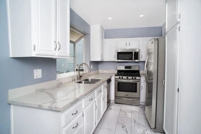 10350 Topanga Canyon Boulevard, Chatsworth, CA 91311