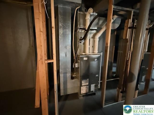 671 Stratton Drive, East Stroudsburg, PA 18302