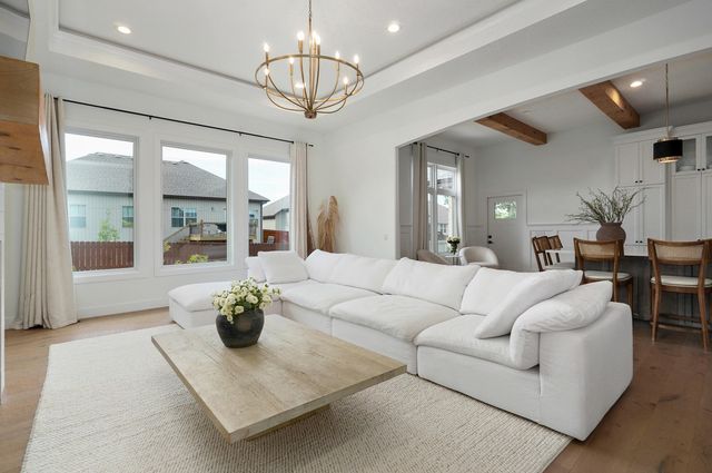 870 E Emerald Terrace, Nixa, MO 65714