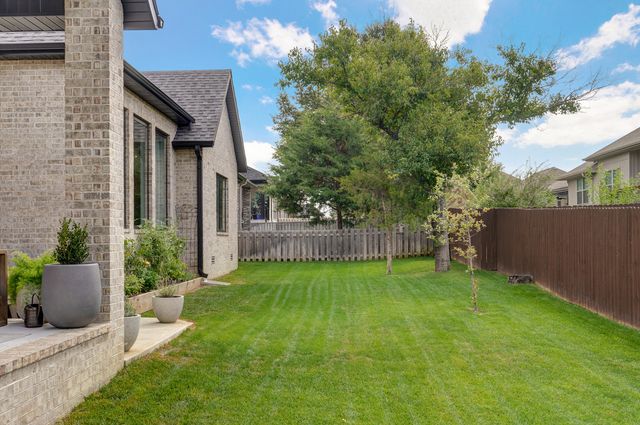 870 E Emerald Terrace, Nixa, MO 65714