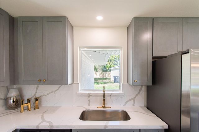 4309 Costa Rica Road, Houston, TX 77092