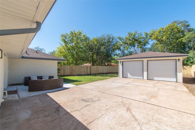 4309 Costa Rica Road, Houston, TX 77092